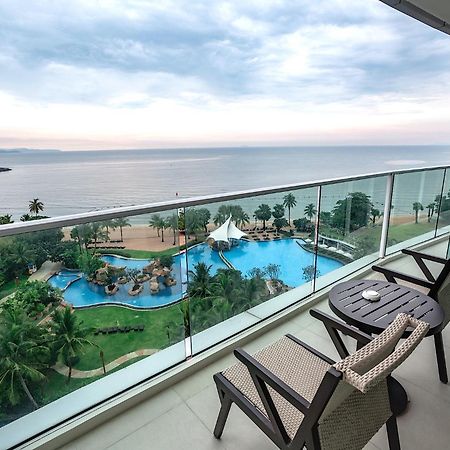 Movenpick Residences Pattaya With Ocean View Na Chom Thian Exteriér fotografie