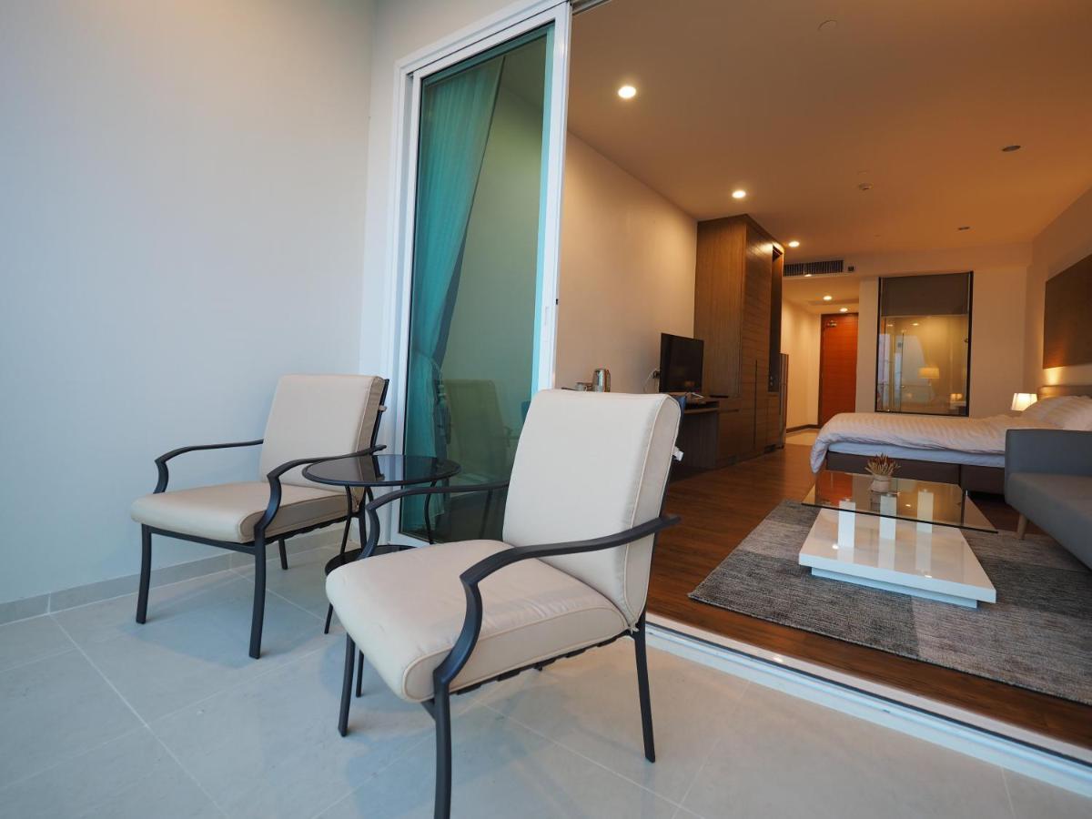 Movenpick Residences Pattaya With Ocean View Na Chom Thian Exteriér fotografie
